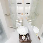 Premium 2br In Old Town - Walk To Sea * 피란