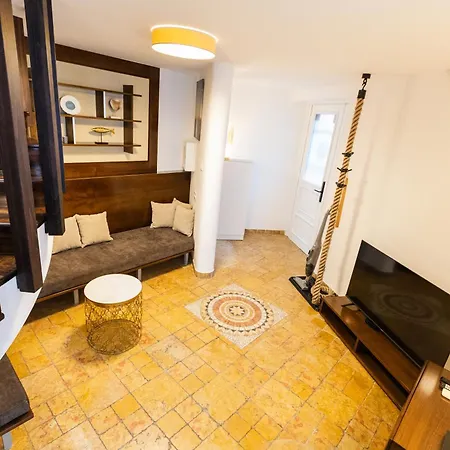 Дом отдыха Premium 2br In Old Town - Walk To Sea
