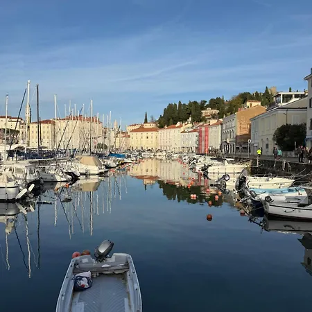 Casa Matteo - Steps From The Sea, Old Town Pirano